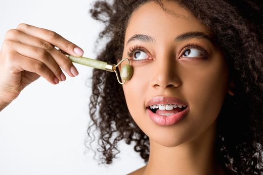 Tratamiento facial rejuvenecedor para lucir una piel radiante