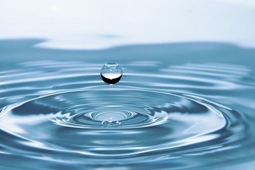 Nuevas botellas de Agua Alkanatur