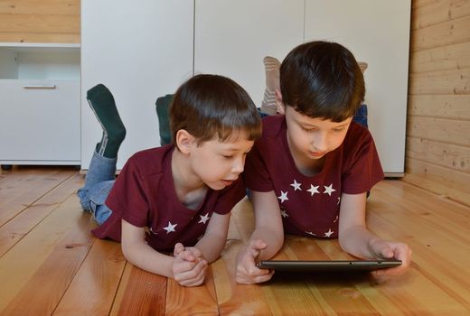 ¿Es peligrosa la radiación de los móviles para los niños?