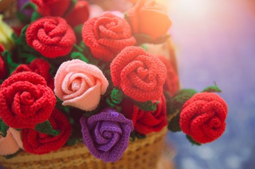 Rescatando la belleza olvidada de las Rosas de Crochet