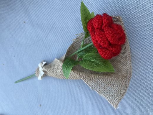 Rosa de Crochet Roja