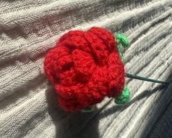 Rosa de Crochet Roja